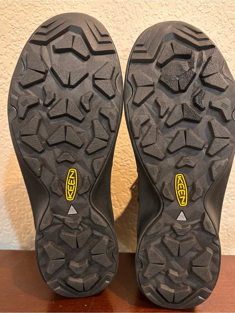 Keen Uneek SNK Waterproof Black Chukka Boot
